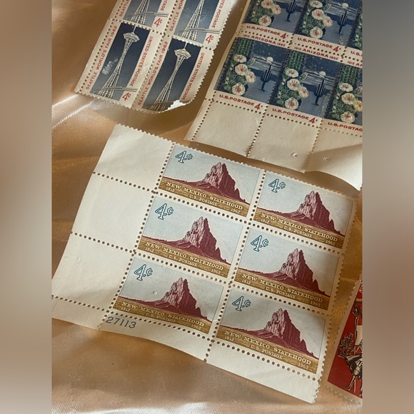 Vintage Stamps Collection Bundle Lot - Picture 6 of 11